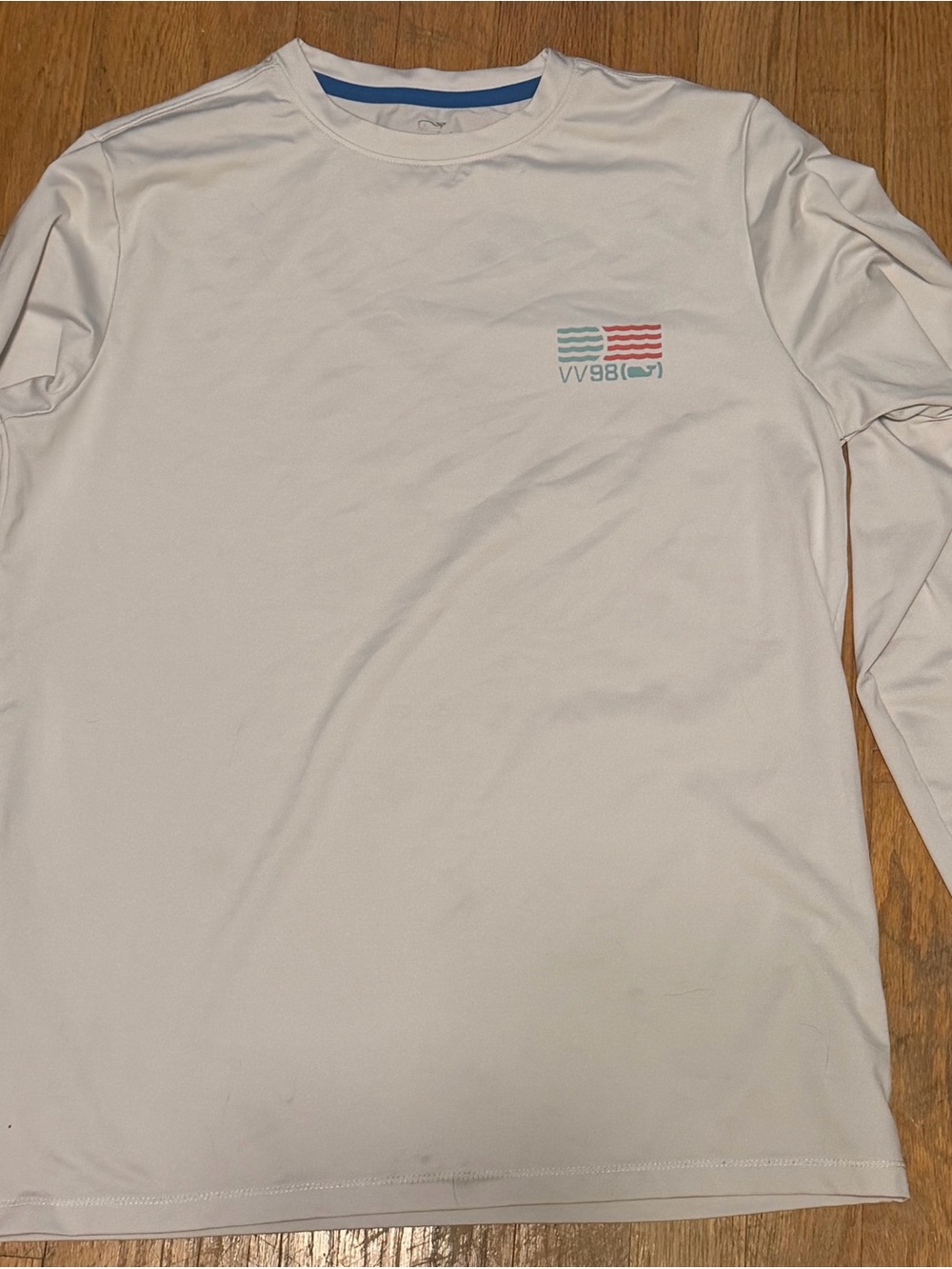Vineyard vines youth Long Sleeve Performance Tee size large American flag